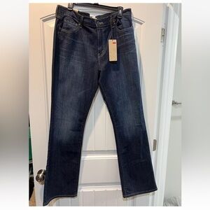 NWT Women’s Levi’s 515 Midrise Bootcut 16L/33